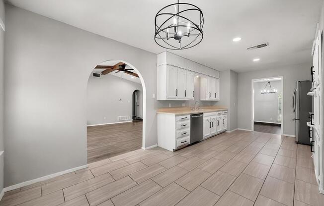 4 beds, 2 baths, 2,019 sqft, $2,450