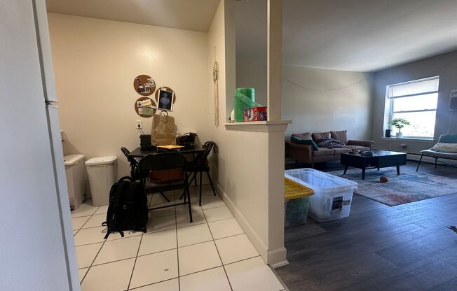 1 bed, 1 bath, $1,195, Unit 309