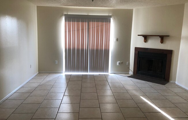 2 beds, 1.5 baths, 1,100 sqft, $900, Unit 1737-A