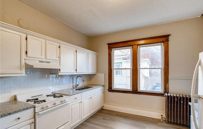 1414 Golden Valley Rd