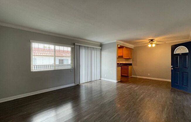 2 beds, 2 baths, 980 sqft, $3,045, Unit 817-10