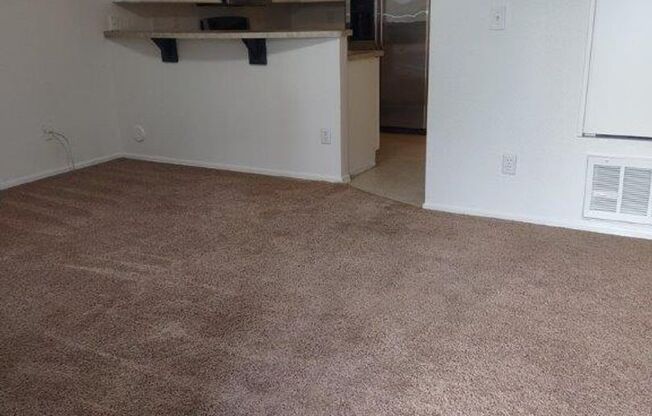 1 bed, 1 bath, $1,195, Unit Unit #239