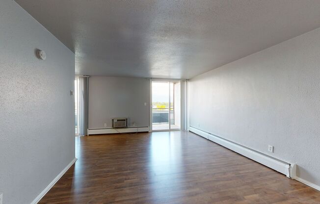 1 bed, 1 bath, 778 sqft, $1,095, Unit 11600 East 16th Ave #7