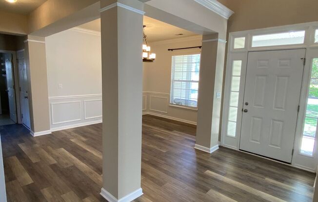 Large 6 Bedroom, 3 Bath house in Pineville