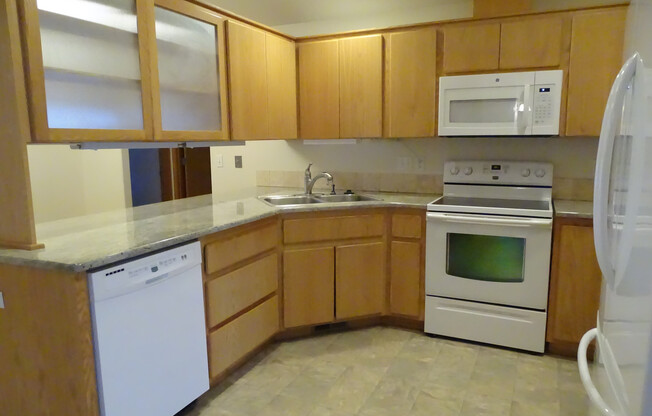 3 beds, 2 baths, $2,395