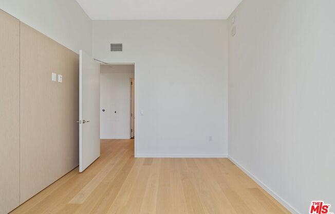 1 bed, 1 bath, 852 sqft, $3,500, Unit 4208