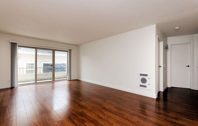 1 bed, 1 bath, 785 sqft, $2,395, Unit 206