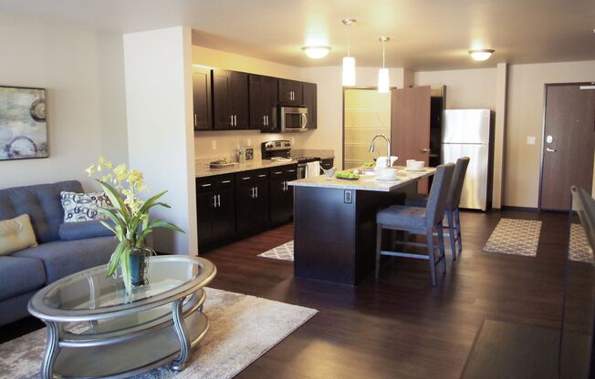 1 bed, 1 bath, 797 sqft, $1,525, Unit 5203