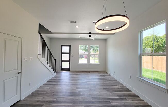 BEAUTIFUL BRAND NEW 3 BEDROOM 2.5 BATH DUPLEX WITH ALL THE UPGRADES