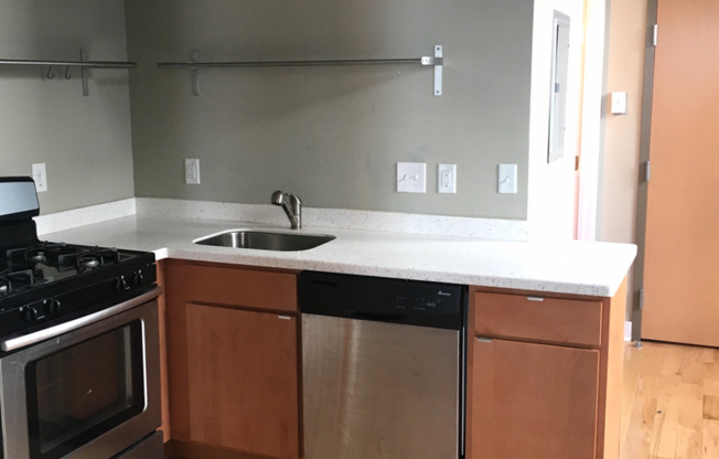 Studio, 1 bath, 507 sqft, $1,000, Unit 5