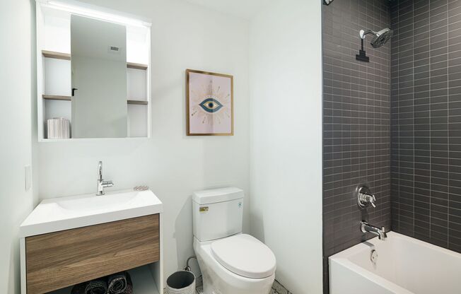 1 bed, 1 bath, 608 sqft, $1,499, Unit Unit 304