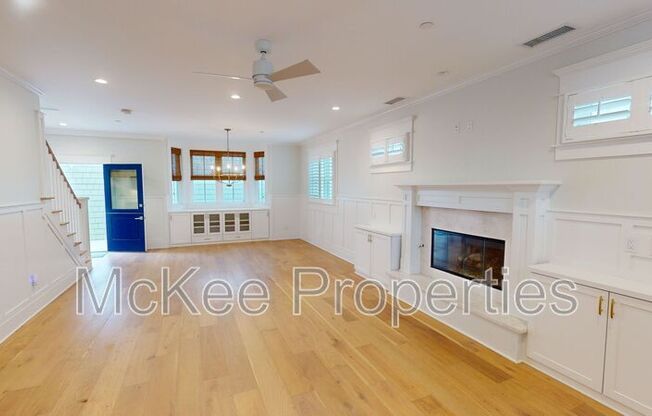 163 DONAX AVE