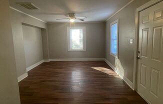 3 beds, 1 bath, $1,395