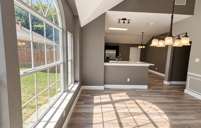 3 beds, 2 baths, $2,400