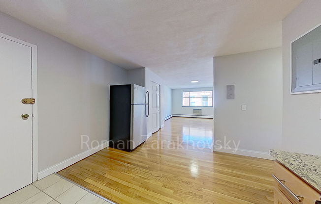 216 BABCOCK ST