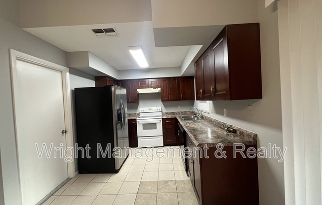 1935 SHEFFIELD CT