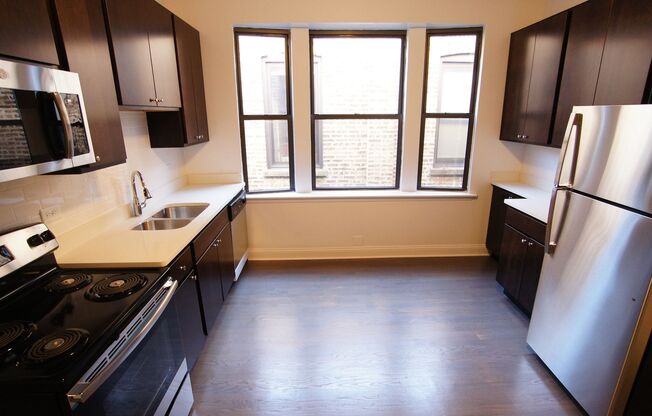 2319 N. Kedzie LP