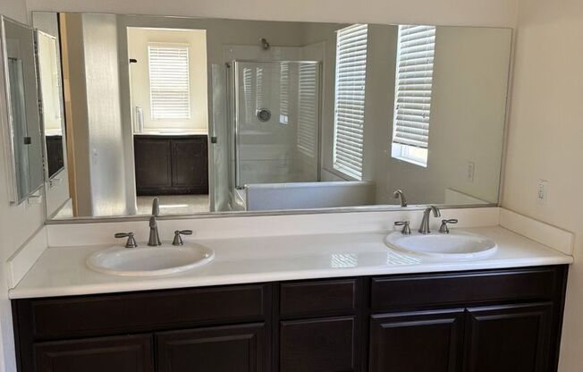 Charming 3BR Home with Modern Kitchen, Versatile Loft, & Private Backyard