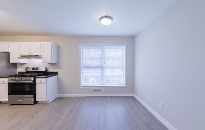 3 beds, 1.5 baths, 1,500 sqft, $1,650, Unit 634FPL
