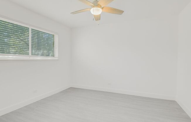 1 bed, 1 bath, 694 sqft, $1,000, Unit 126