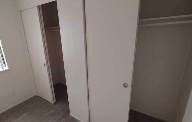 2 beds, 1 bath, 900 sqft, $1,585, Unit 1870-101