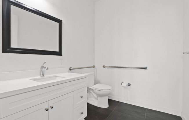 1 bed, 2 baths, 748 sqft, $4,500, Unit #102