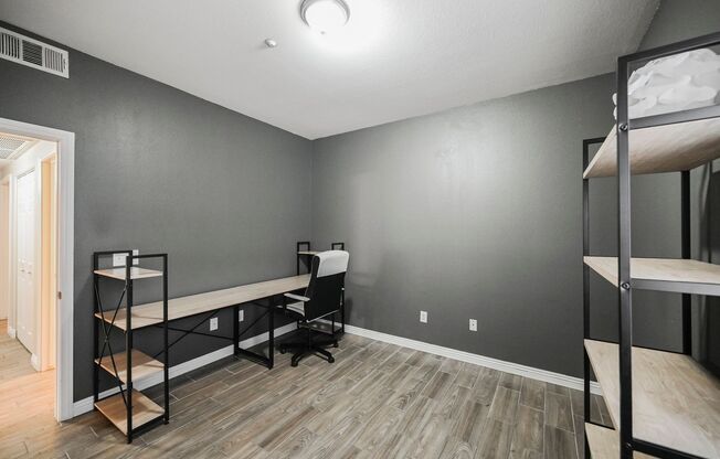 2 beds, 2 baths, $1,700