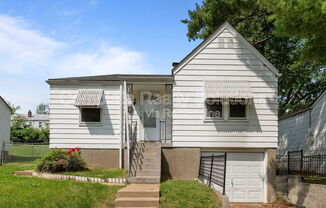 7129 GREENHAVEN DR