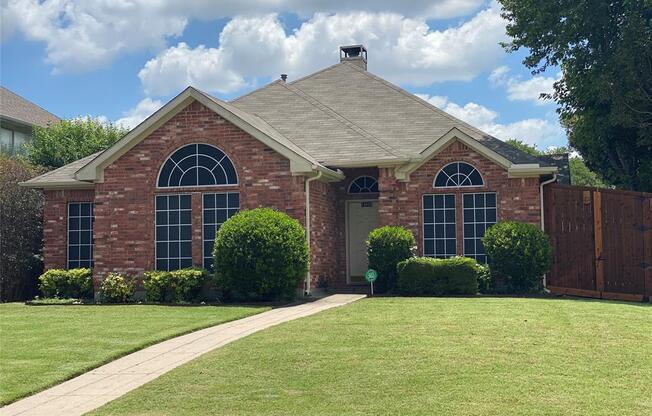 18851 PARK GRV