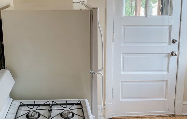 2 beds, 1 bath, 805 sqft, $1,975, Unit 5047-3W