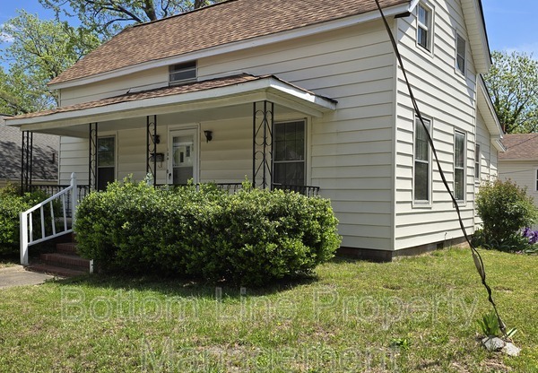 184 CABARRUS AVE E