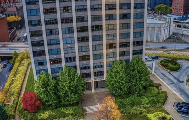 112 Washington Pl
