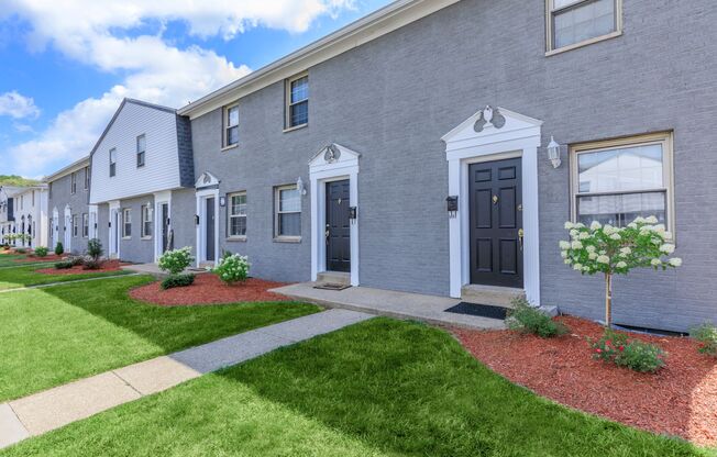 TOWNHOMES AT BLENDON