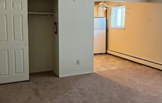 1 bed, 1 bath, $1,250, Unit C04