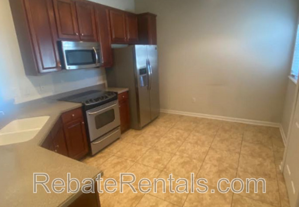 6612 WHITE BLOSSOM CIR