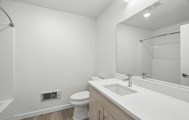 2 beds, 1 bath, 871 sqft, $1,750, Unit 404