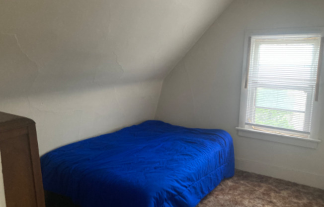 3431 W KILBOURN AVE