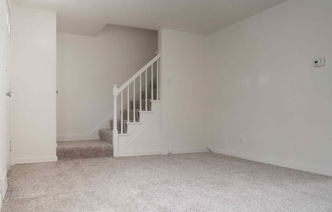 3 beds, 1 bath, 1,170 sqft, $1,450, Unit E111