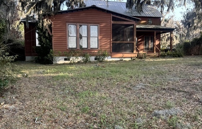 2106 WILSON DR