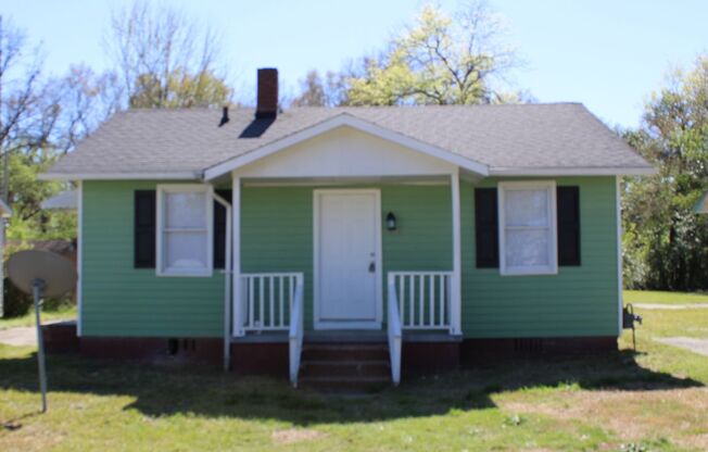 Newly Renovated 3 Bedroom Home W/ Bonus Room!