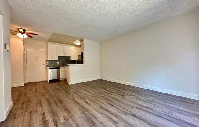 Addison Arms Apartments