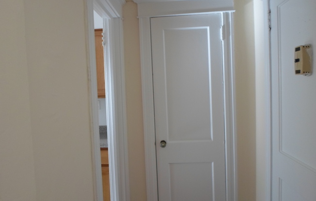 1 bed, 1 bath, 925 sqft, $1,375, Unit 102-C403