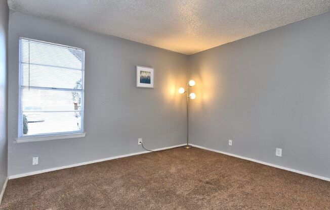 1 bed, 1 bath, 700 sqft, $769, Unit 1104