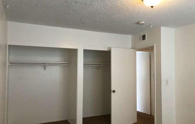 3 beds, 2 baths, $6,000, Unit 1