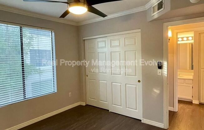 2 beds, 2 baths, 989 sqft, $1,395, Unit Unit 2089