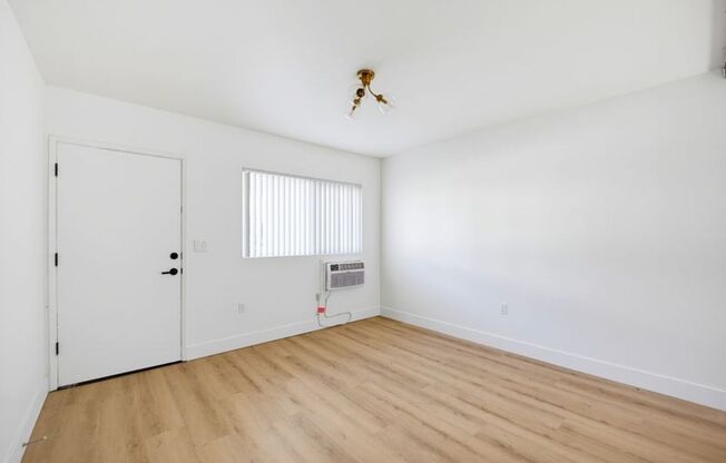 1 bed, 1 bath, 550 sqft, $2,150, Unit 1717 #4