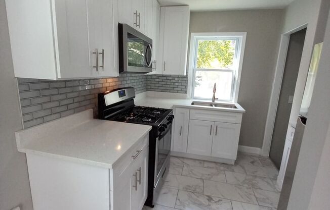 Newly updated 2 Bedroom Home