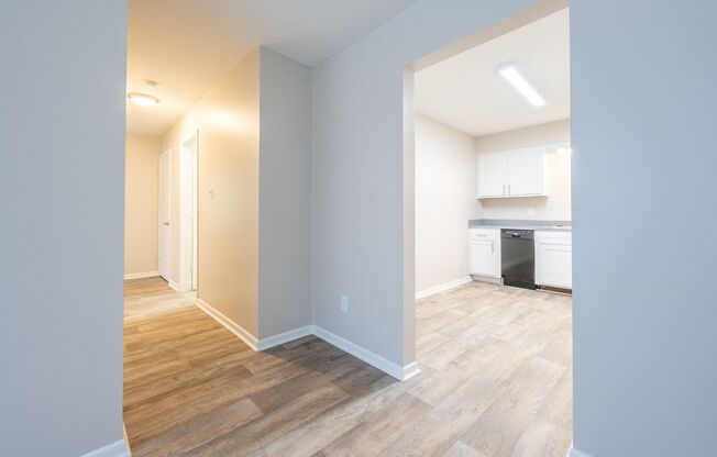 2 beds, 1 bath, 693 sqft, $885, Unit 3012