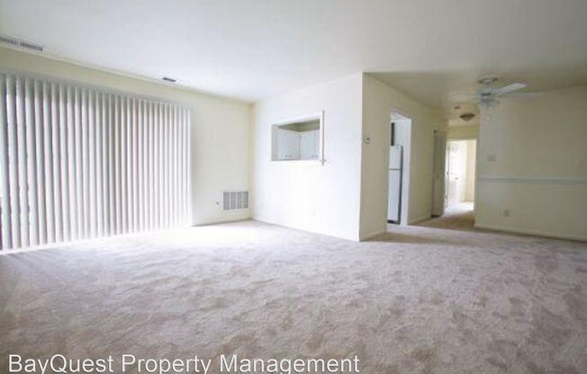 East Bay Apartments
