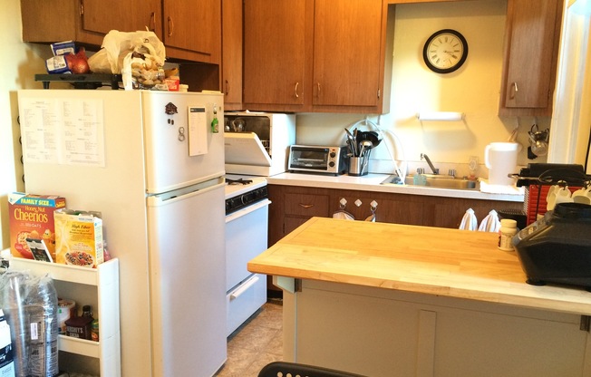 1622- Cambridge Realty, LLC